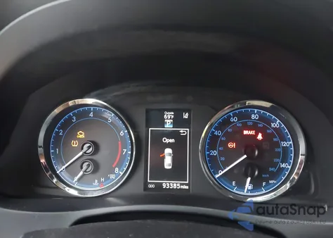 2019 Toyota Corolla Se z USA, uszkodzony, nr VIN 5YFBURHE6KP911427